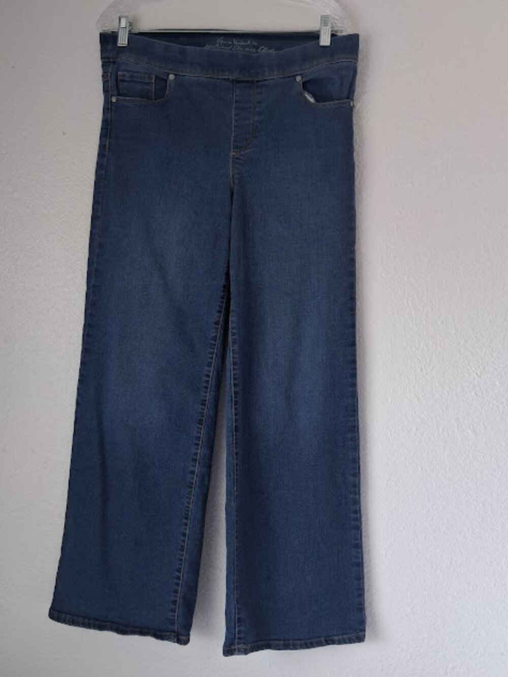 Gloria Vanderbilt women's size 12 pull on jeans